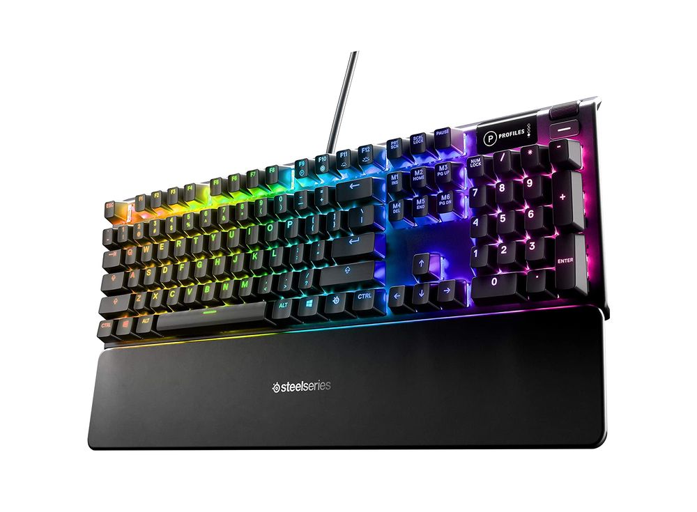 SteelSeries Apex 5 Review