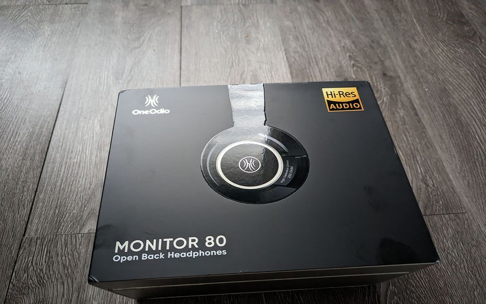 Monitor 80 Headphones Box