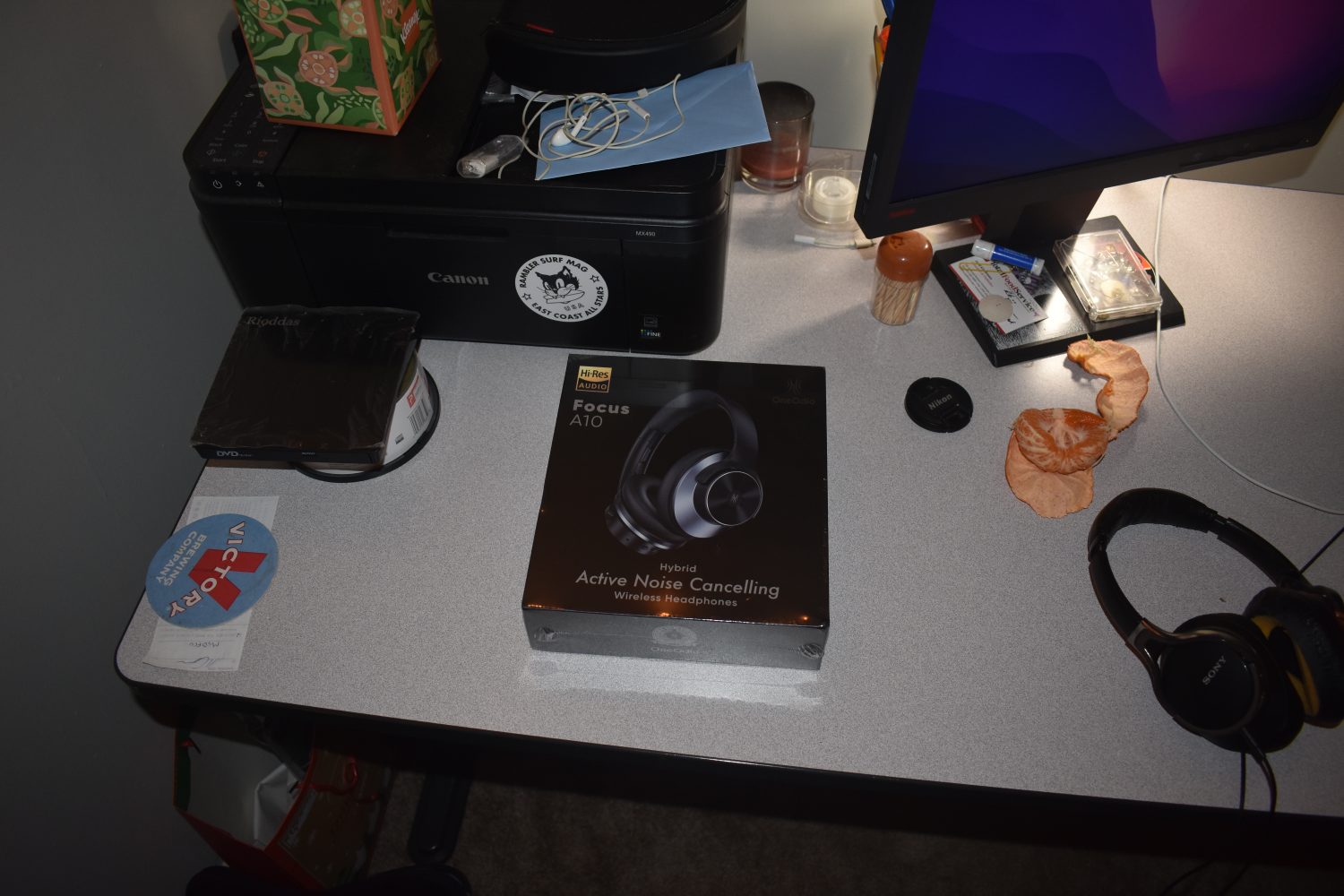 Immerse yourself in the acoustic excellence of OneOdio Noise Canceling Headphones