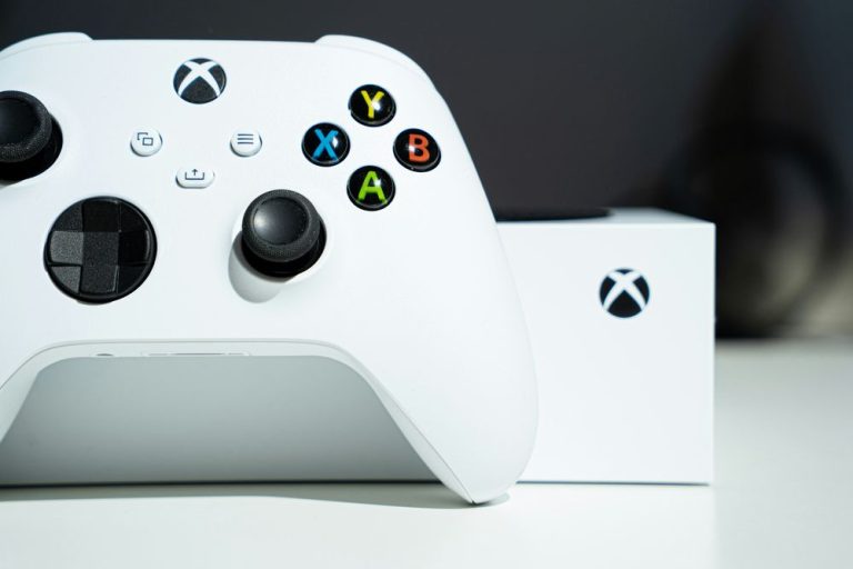 Solving the Mystery: Why Your Xbox One Won’t Turn On but Makes Sound 🎮
